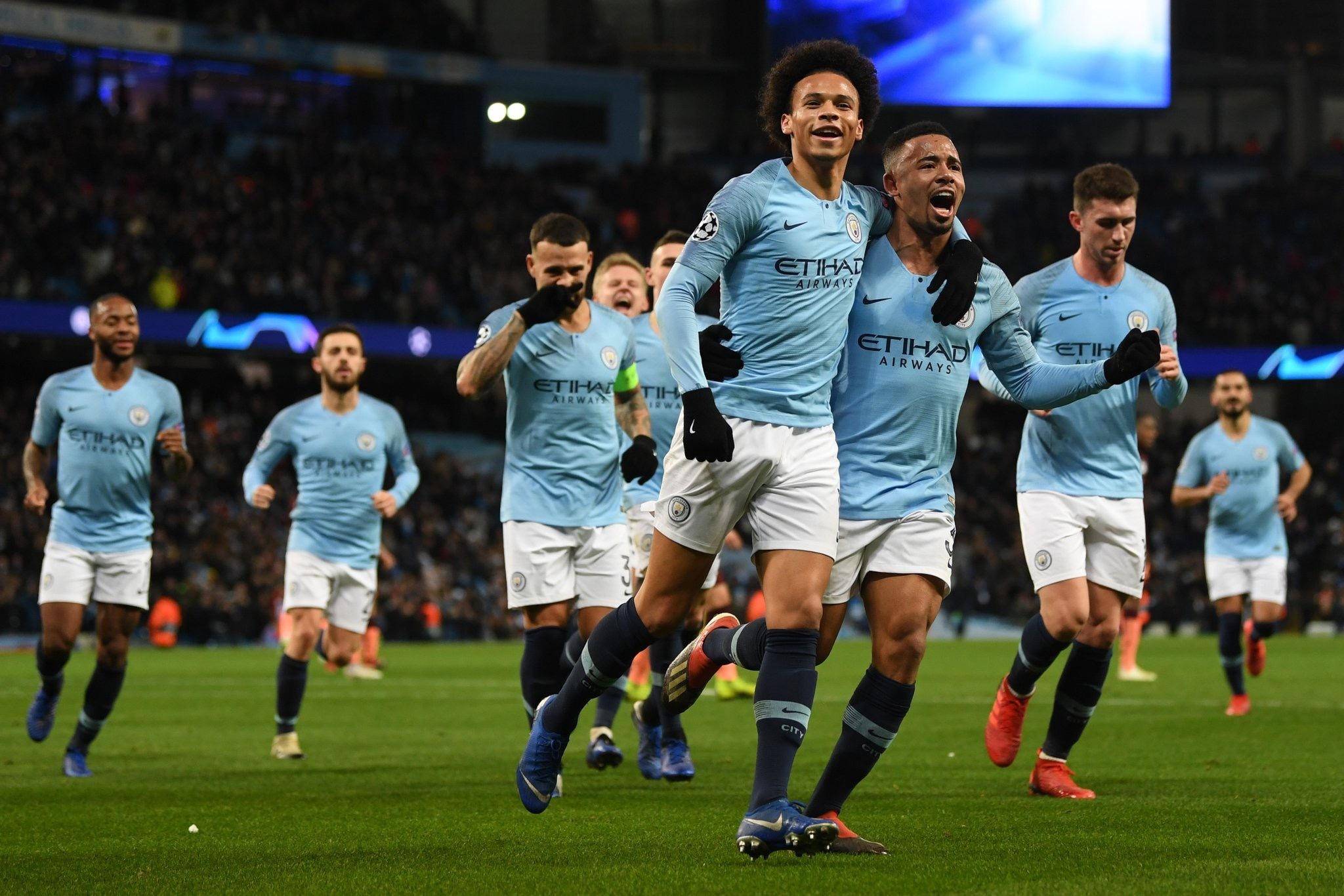 现出难以替 现出难以替