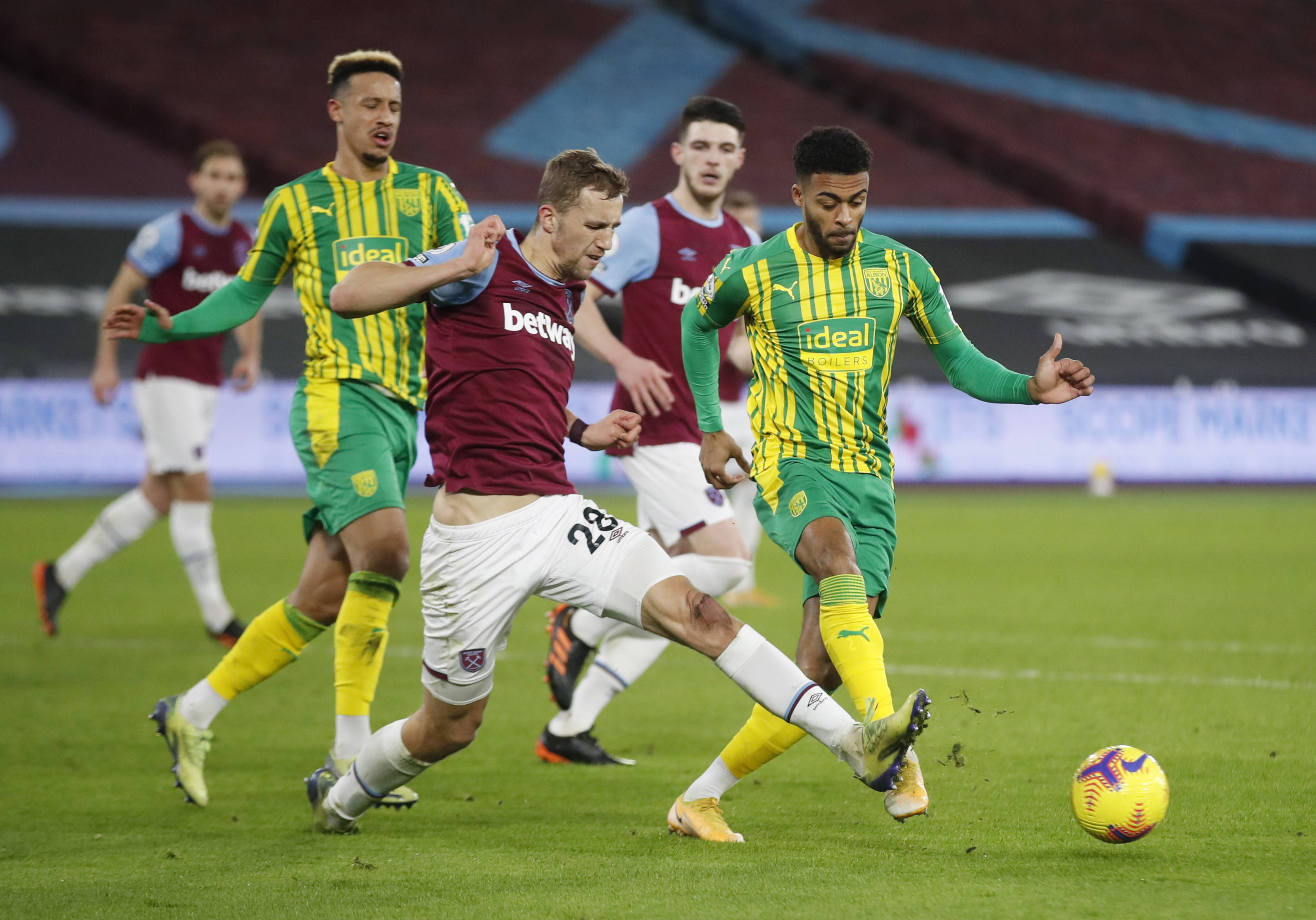 首功之臣当 首功之臣当